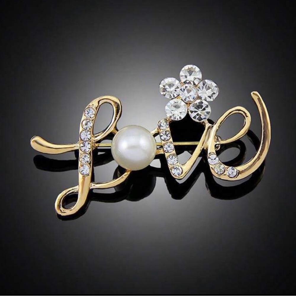 NWT Romantic Style Gold Love Letter Crystal & Faux Pearl Flower Brooch Pin